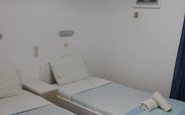 The Three Anchors Rooms Hotel