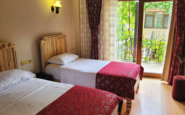Saruhan Hotel
