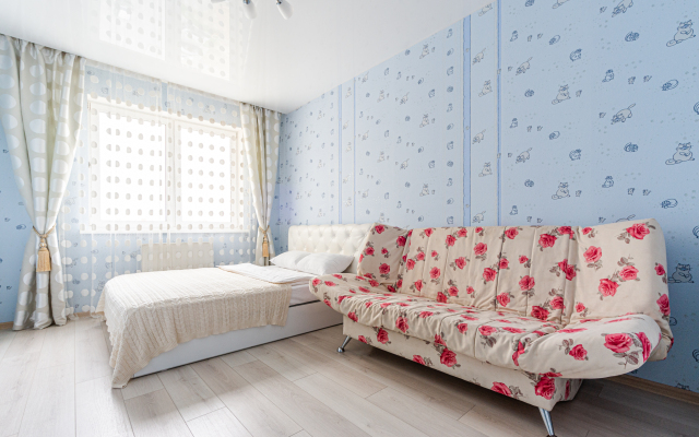 Trekhkomnatnyye Apartamenty Stepanenkov dlya 9 gostey na Soboleva 19