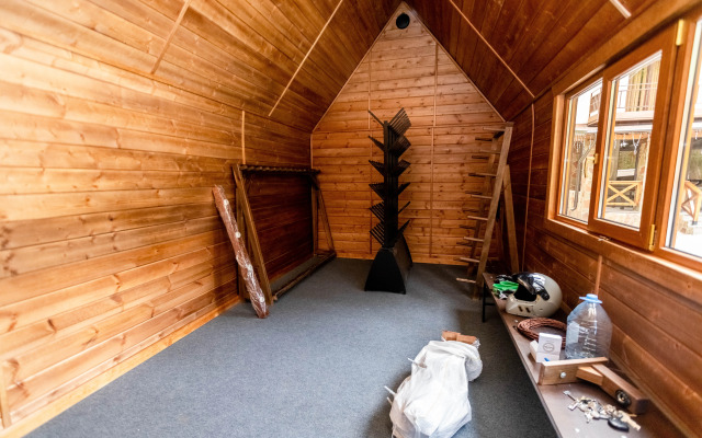 Отель Крокус