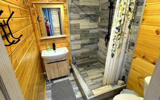 Апартаменты в Гостевoм Доме с Видом на Горы