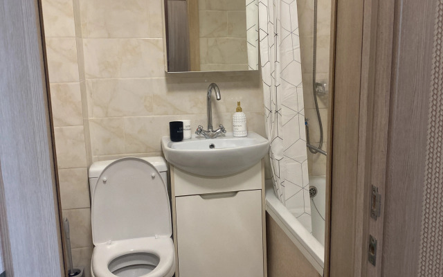 Odnokomnatnaya V Udobnoy Lokatsii Flat