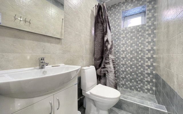 Na Revolyutsionnoy 31a Guest house