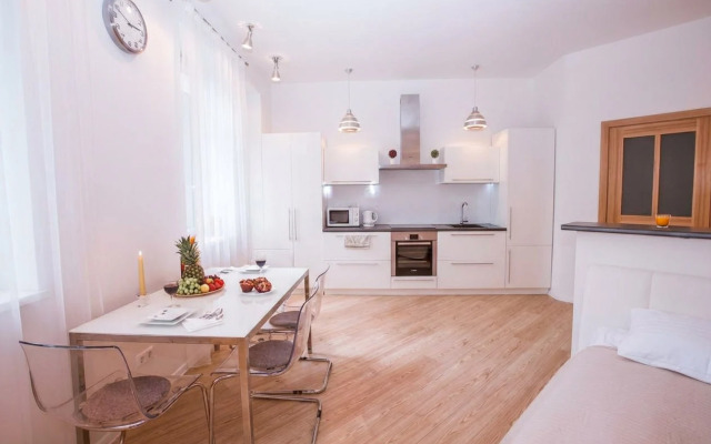 Апартаменты Сан Сити 4 в центре города