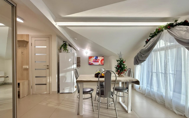 Апартаменты 1 Стандарт на мансардном этаже