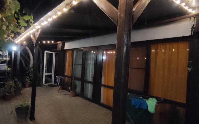 Garmoniya Guest House