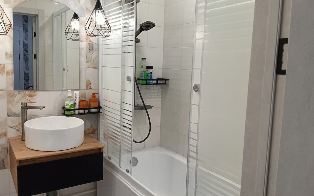 Квартира Прекрасная 1 комн квартира в ЖК Матросов