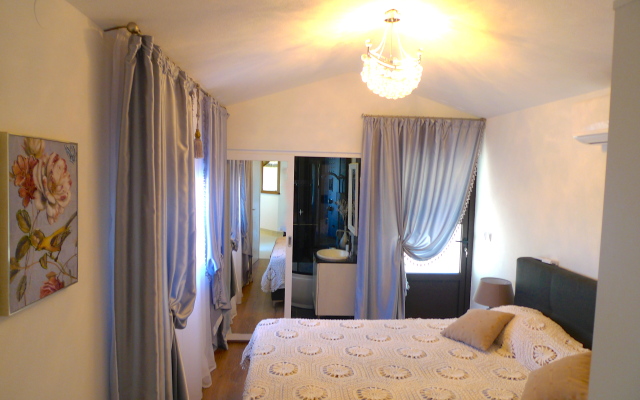 Stone House Poplat Villa