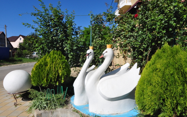 Astoriya Guest house