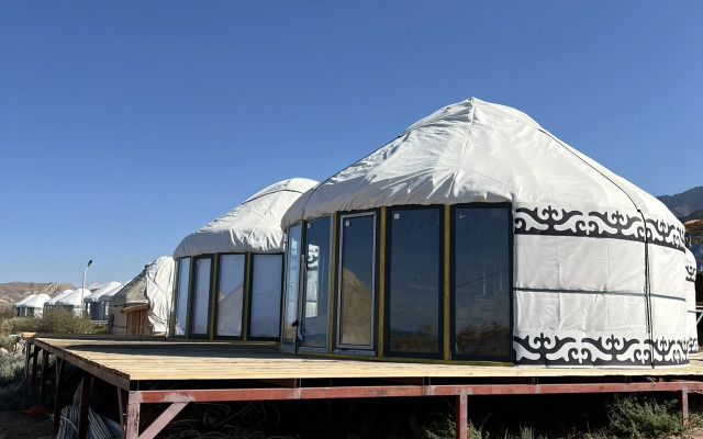 Глэмпинг Oimo Tash Yurt Camp