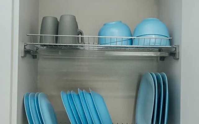 Квартира с Мансардными Окнами и Видом на Море