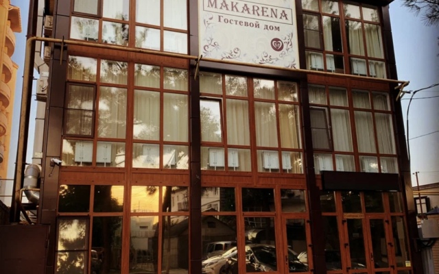 Gostevoy Dom Makarena Guest House
