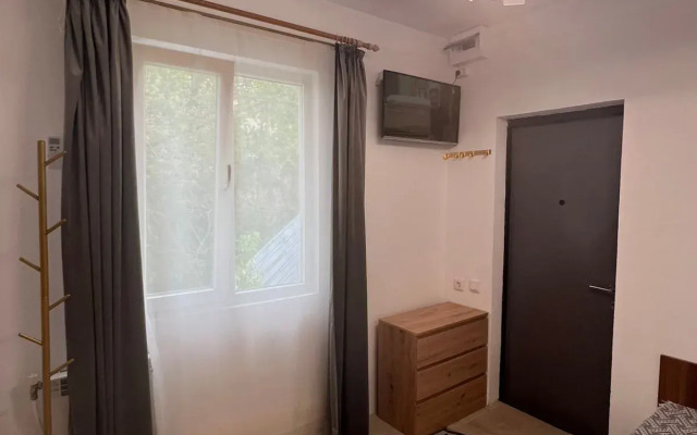 Меблированные комнаты  на Стартовой