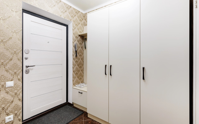 Uyutnaya dvukhkomnatnaya kvartira v Batayske Flat