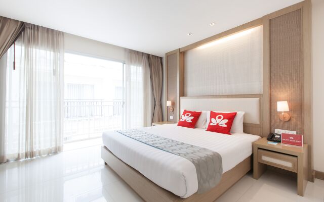 Отель ZEN Premium Marlin Plaza Patong