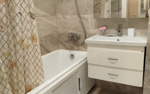 Uyutnaya Studiya V Novom Rayone Flat