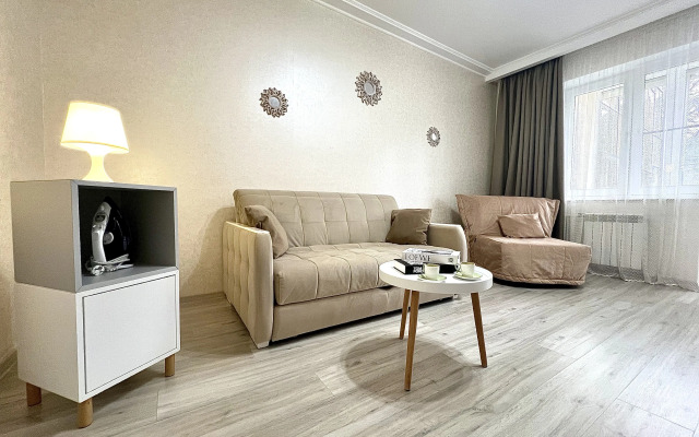 Квартира двухкомнатная по улице Навагинская