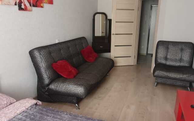 1 Kom V Novom Mk Kuzyminki Omsk Flat
