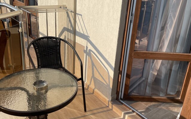 Akros Guest house