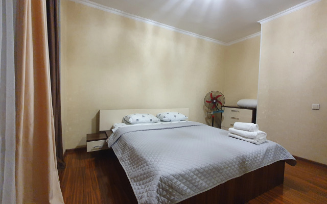 3-Bedroom with sofa Apartments