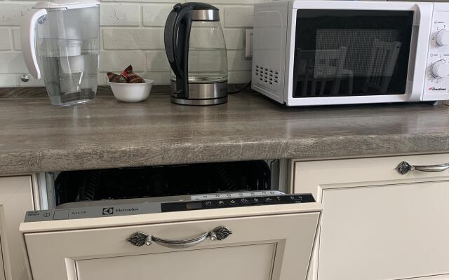 Апартаменты Argentum Home 78 Добровольческой бригады 40