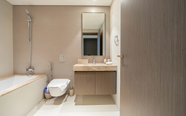 Keyrock Palm-View Luxury Stay in Grand Bleu Apartments