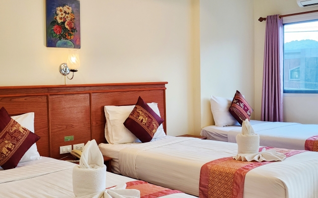 Phaithong Sotel Resort Hotel