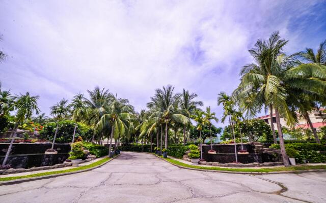 Olalani Resort  Hotel And Condotel
