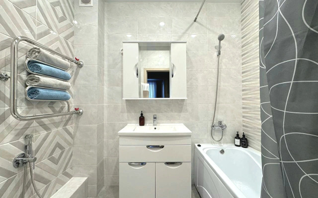 Квартира трехкомнатная на Притомском рядом с Кадетским училищем