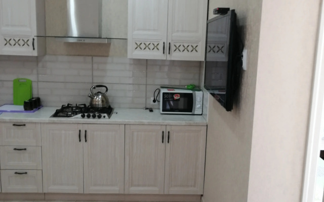 Na Krutoy Guest House