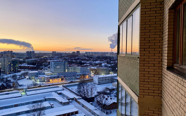 Shokolad U Mts Almazova Flat
