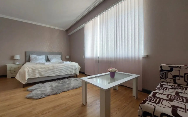Sutkiru V Kurortnoy Zone Flat