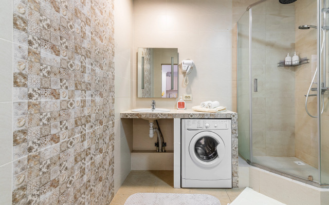 Prostota i Prostranstvo - 3-h Komnatnatnye v Minimalizme Apartment