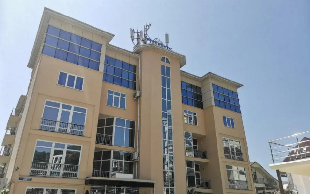 Отель Янаис