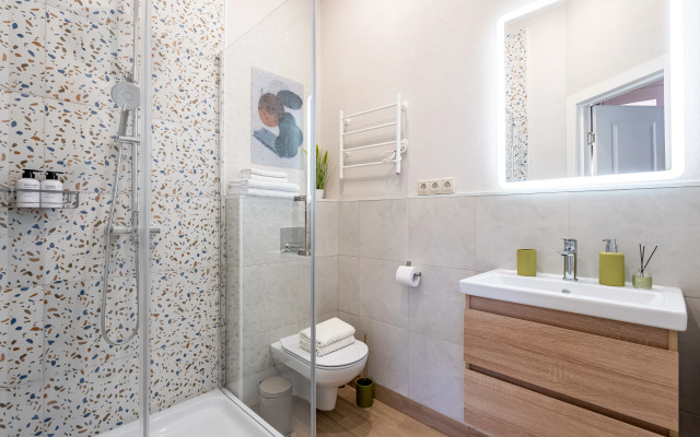 Квартира Яркая студия рядом с Невским Проспектом