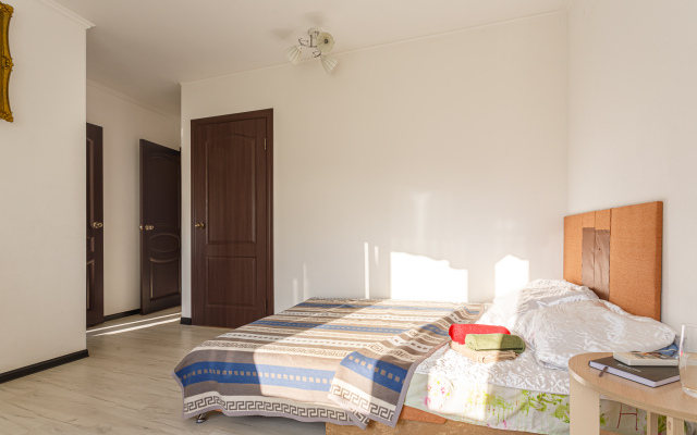 Квартира Двухкомнатная на Усачёва 19 корпус 3 Лужники с красивым видом из окна