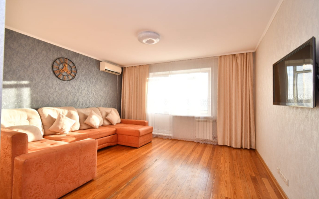 V Samom Serdtse Vzletki Flat