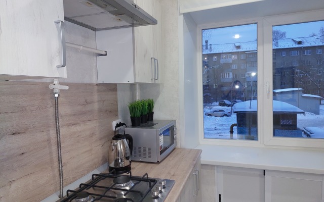 Yevrodvushka V Tsentre Yaroslavlya Flat