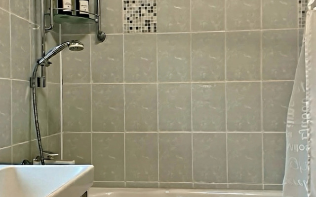 Квартира KliuchnikOFF просторная для командировочных 10 мин до ЖД