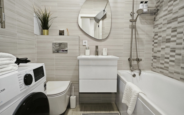 Warm White Flat