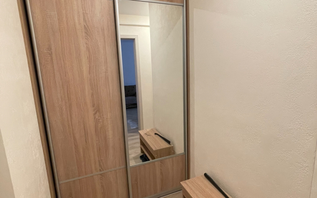 Uyutnaya Na Beregu Morya Flat