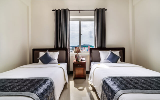 Baly Hotel