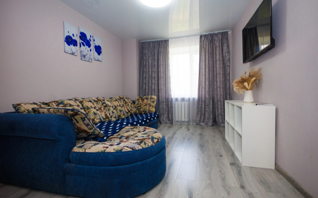 Na Naberezhnoy Flat