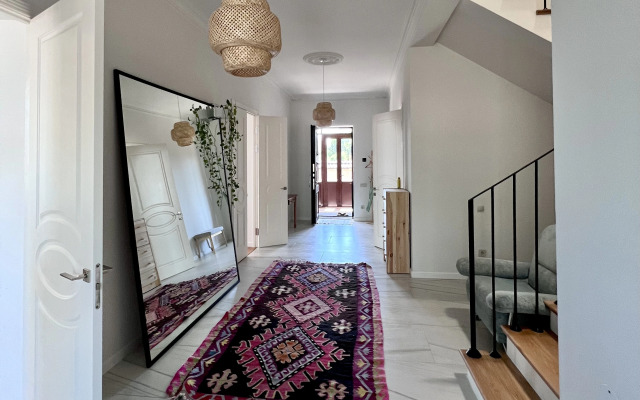 Частный дом просторный светлый на берегу Каспийского моря