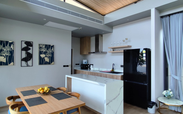 Stylish 2BR Naiton Aileen with Private Pool Villa