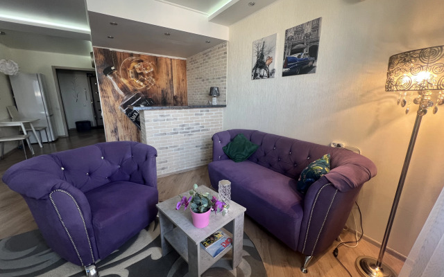 Studiya Lyuks S Dzhakuzi Flat