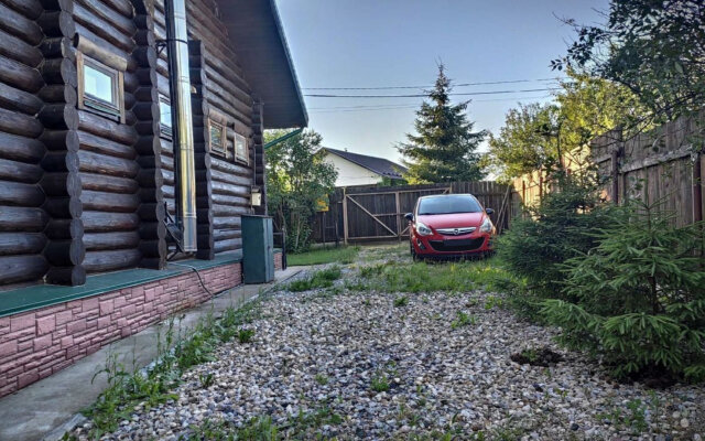 Dacha V Zavidove Guest House