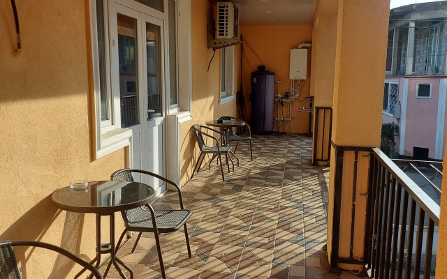 California Guest House