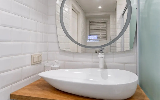 Dvuhurovnevye Klassicheskie S Vidom Na Gorod Na Vladykino Apartments