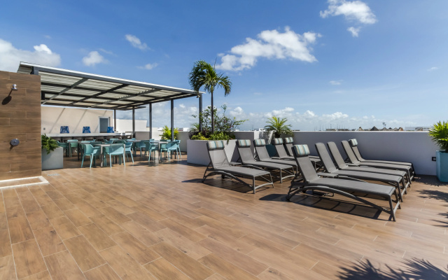 The Gallery by Riviera Rentals Apartments